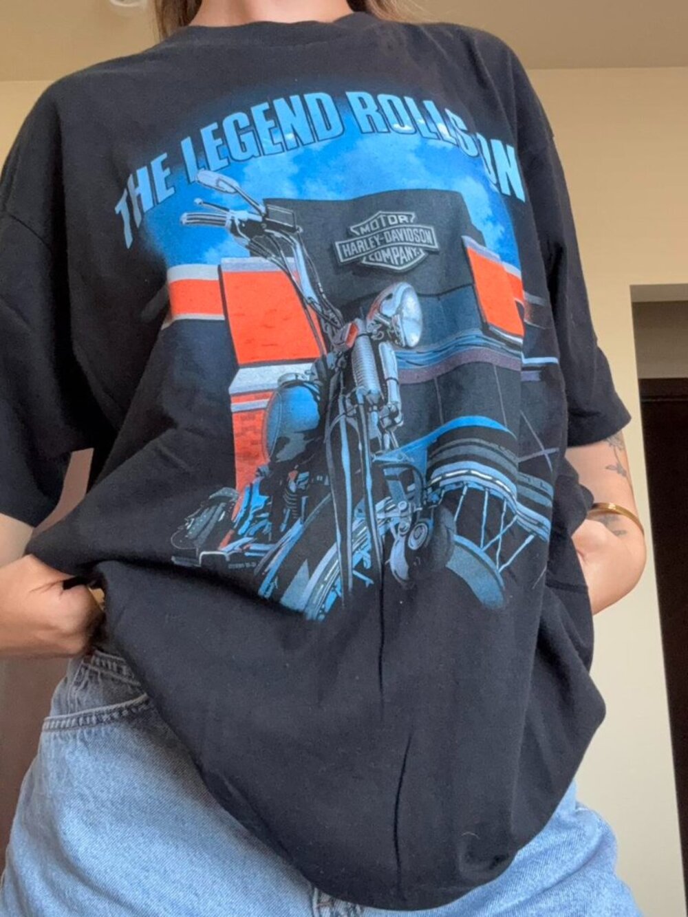 Vintage 90's Harley Davidson The Legend Rolls On single stitch tshirt